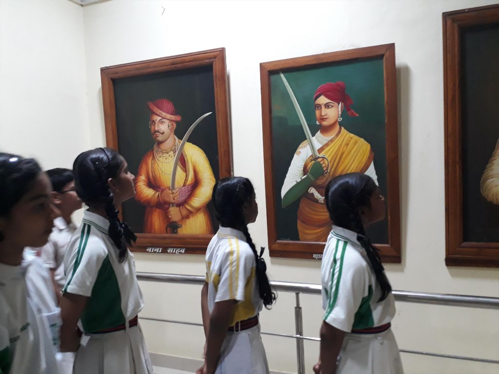 Visit-to-the-museum